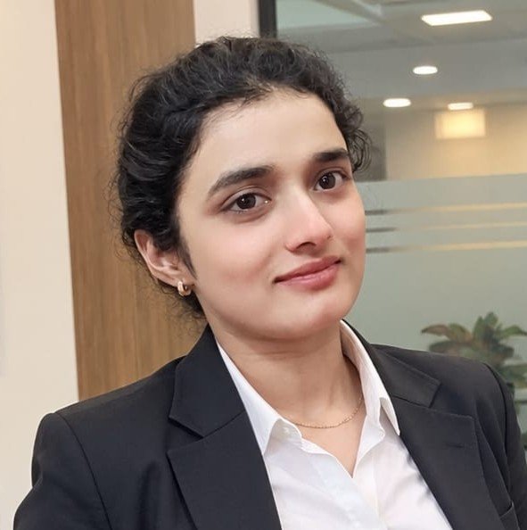 Zoya Khan